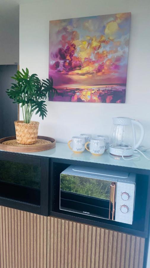 Luxury Beach Front Rooms- Pma Kirkcaldy Eksteriør billede