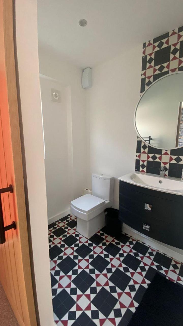 Luxury Beach Front Rooms- Pma Kirkcaldy Eksteriør billede