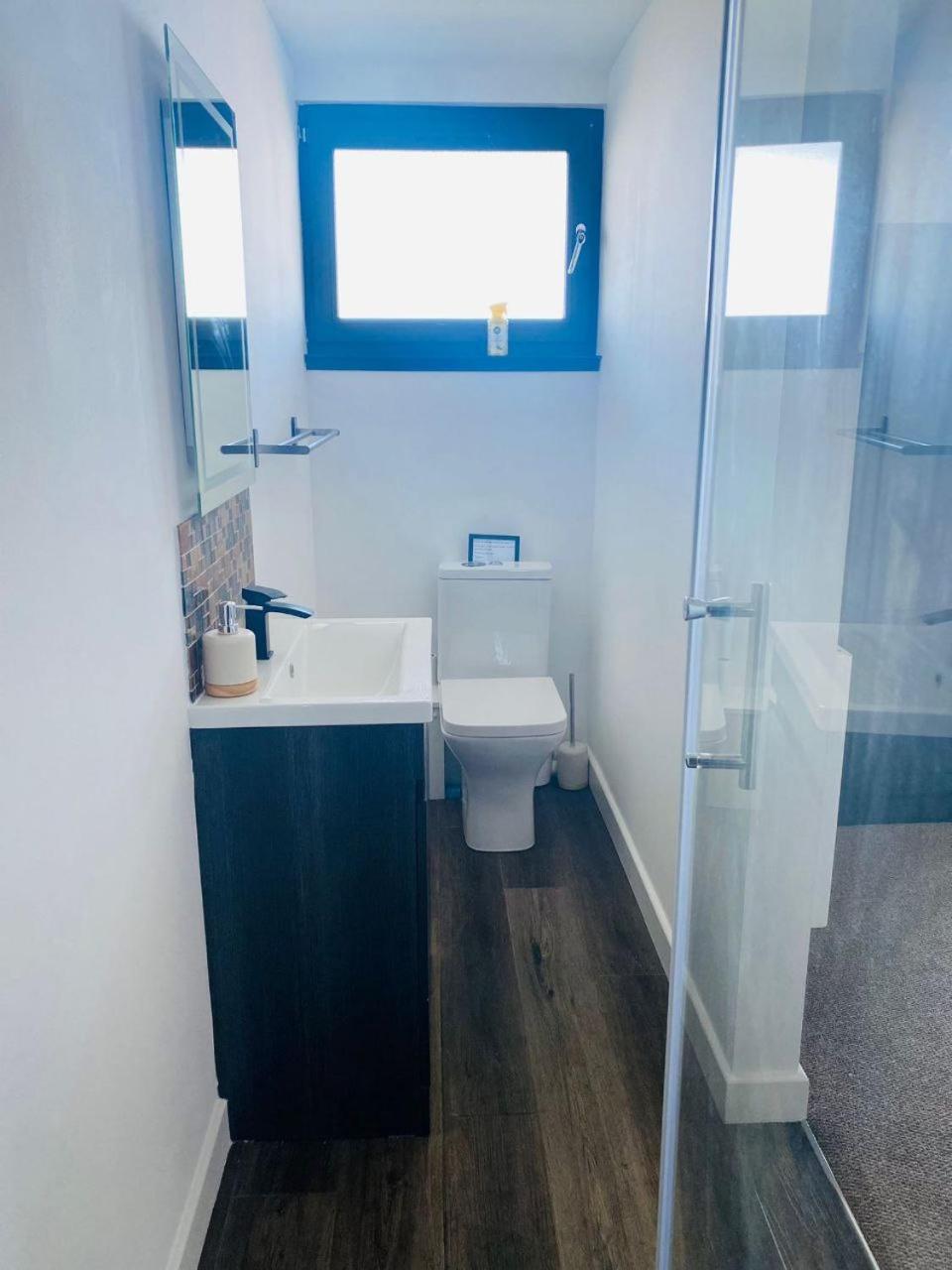Luxury Beach Front Rooms- Pma Kirkcaldy Eksteriør billede