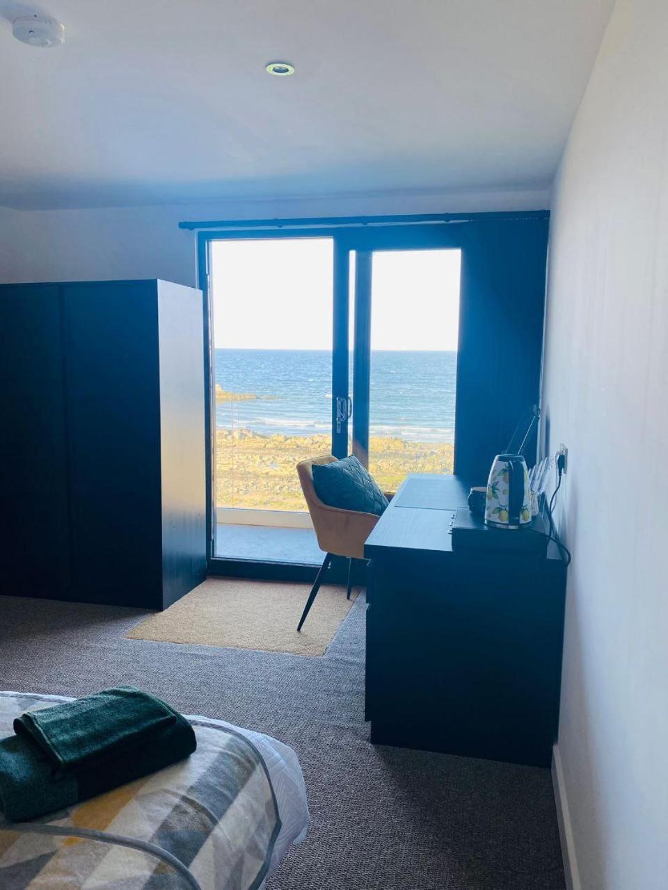 Luxury Beach Front Rooms- Pma Kirkcaldy Eksteriør billede
